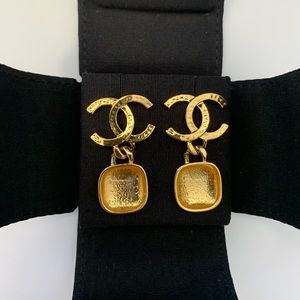 Chanel gold tone authentic cc dangle earrings